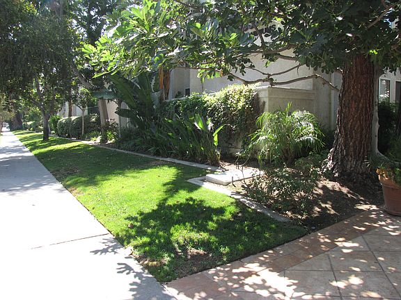 3rd image of 20134 Leadwell St Unit 108