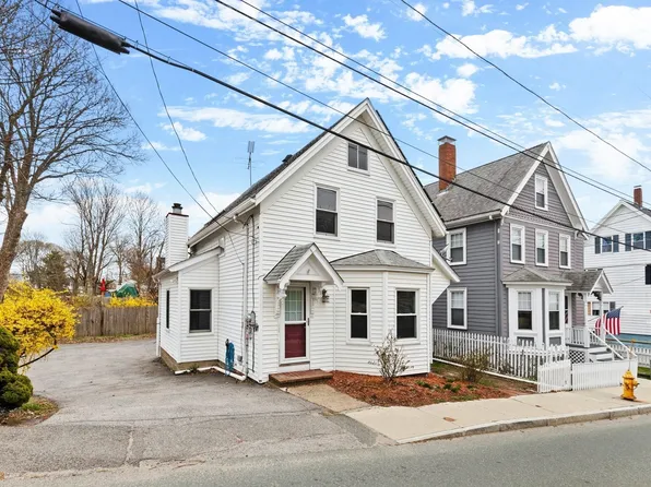 105 Centennial Ave, Gloucester, MA 01930