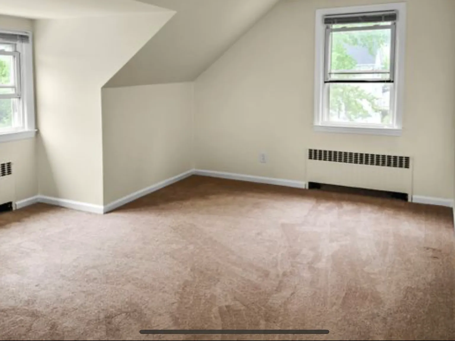 171 Osborne Rd — Photo 2