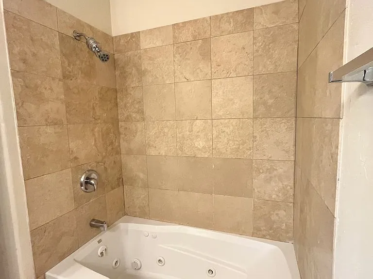 448 Forest View Dr — Photo 20