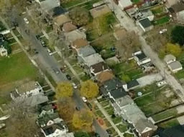 1062 Military St, Detroit, MI 48209