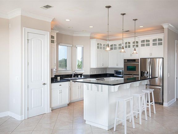 4th image of 3571 Laguna Ct