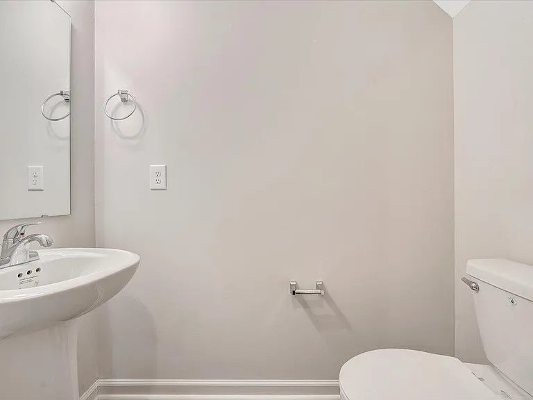 5388 Laurel Crest Ln — Photo 11