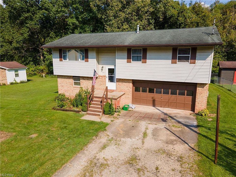 1st image of 378 Suzanne St