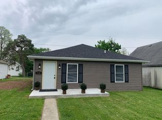 2104 N Glenwood Ave, Muncie, IN 47304