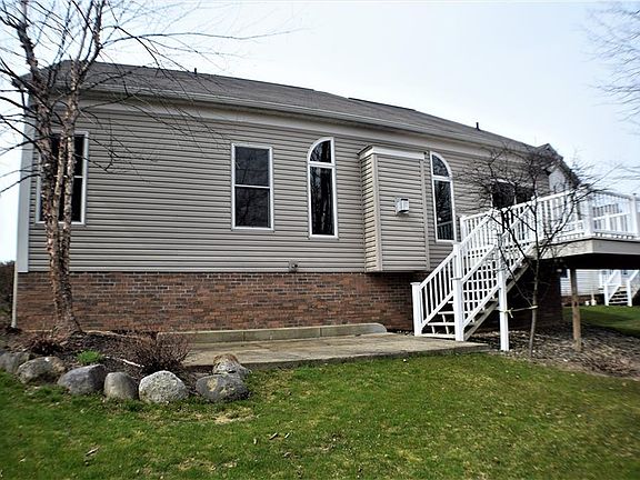 4th image of 459 White Spruce Dr