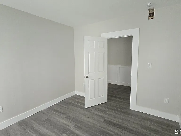 1514 Pembroke St #1L — Photo 4