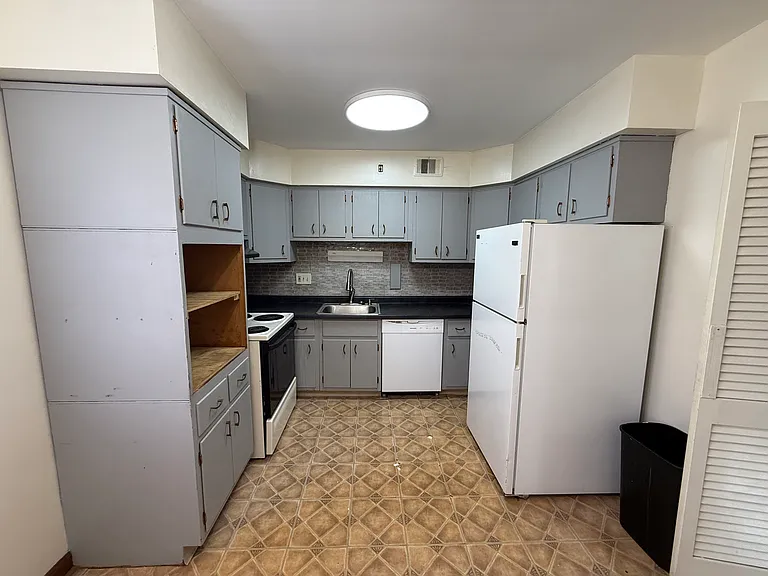 1111 Elm Park Dr — Photo 30
