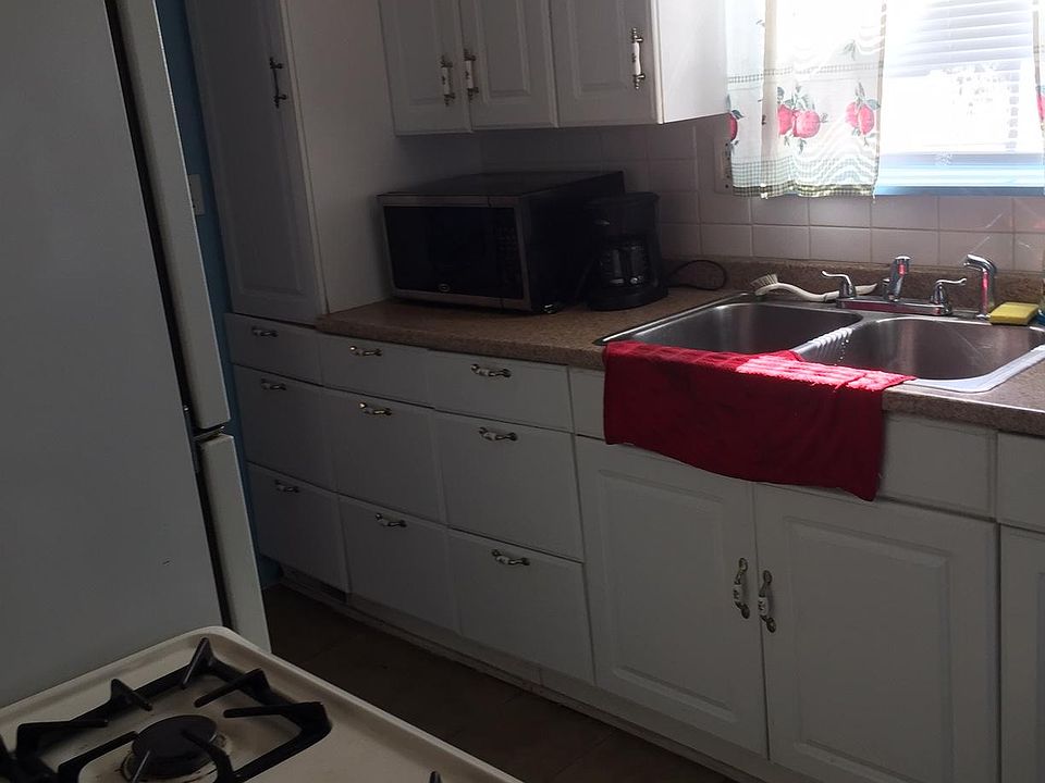 22485 Tulane Ave, Farmington Hills, MI 48336 Zillow