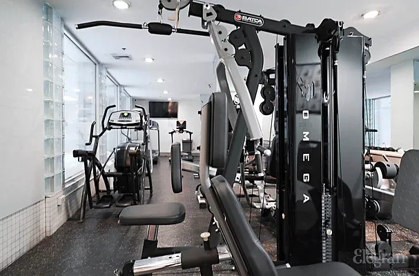 Sold by Elegran | media 13