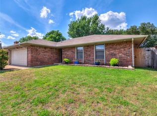 6817 Elk Canyon Rd, Oklahoma City, OK 73162