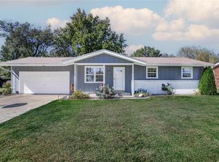 606 Pike Dr E, Highland, IL 62249
