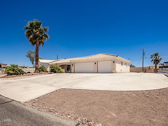 2nd image of 3724 Cactus Ridge Dr