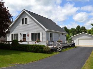 109 Holly Ln, Roscommon, MI 48653