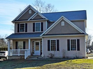 9015 Elm St, Kirtland, OH