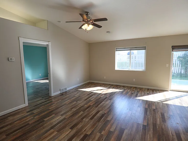 810 Pinyon Pl — Photo 7