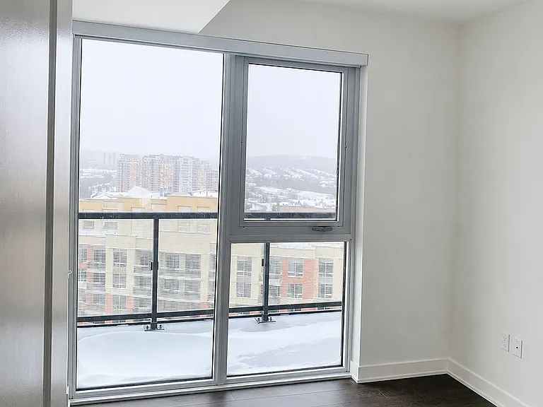 85 Oneida Cres #1704 — Photo 6