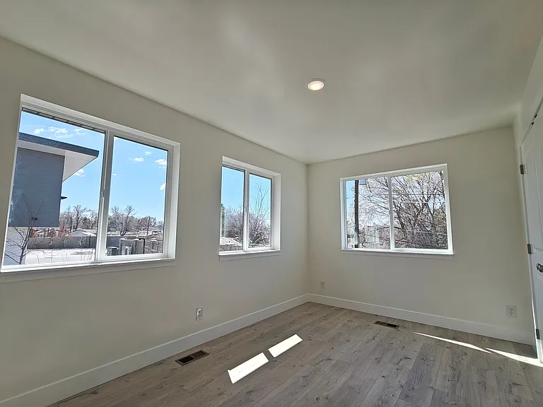 6662 S Highland Dr #B — Photo 7