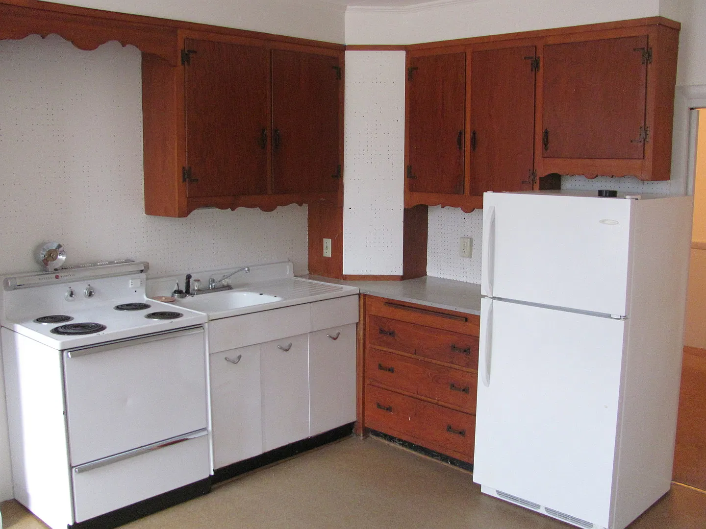 54 Main — Photo 2