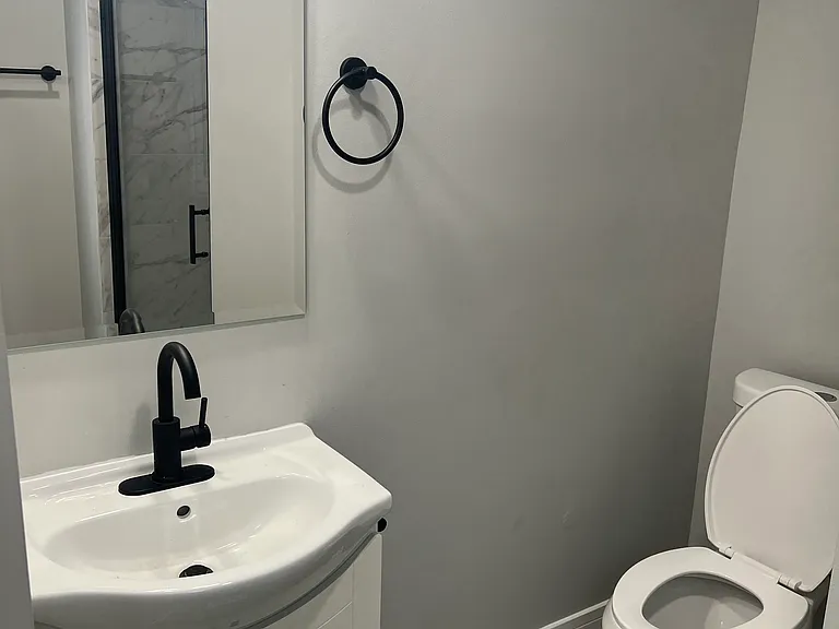 6917 S Aberdeen St #1 — Photo 6