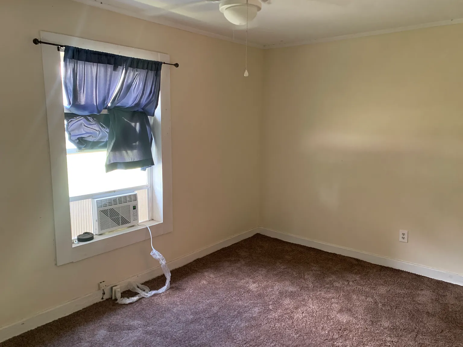 2 bed, 778 sqft, $995 — Photo 2