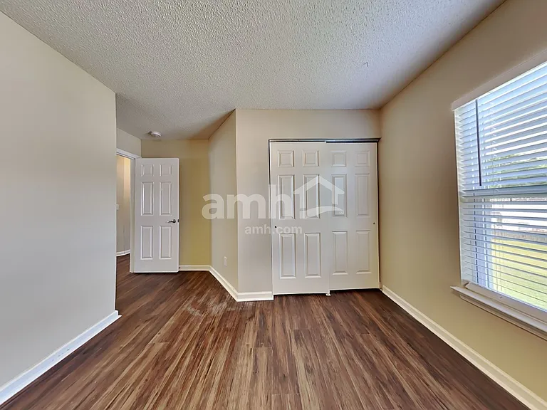 104 Reading Ct — Photo 19