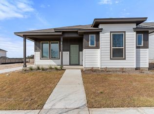 172 Condesa St, Kyle, TX 78640