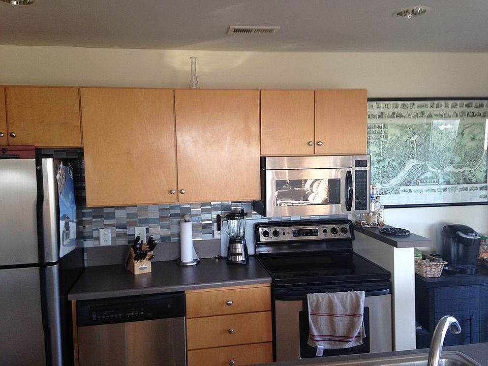 2nd image of 715 Church St #716