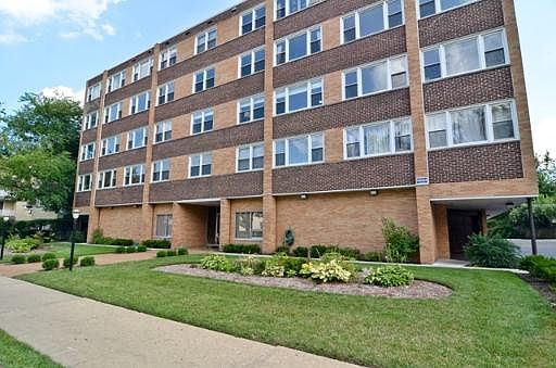 1st image of 720 E Oakton St #2E