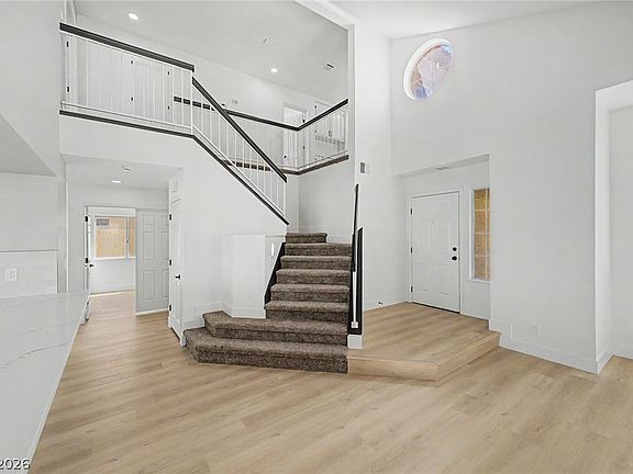 3rd image of 9812 Eagle Rock Ct