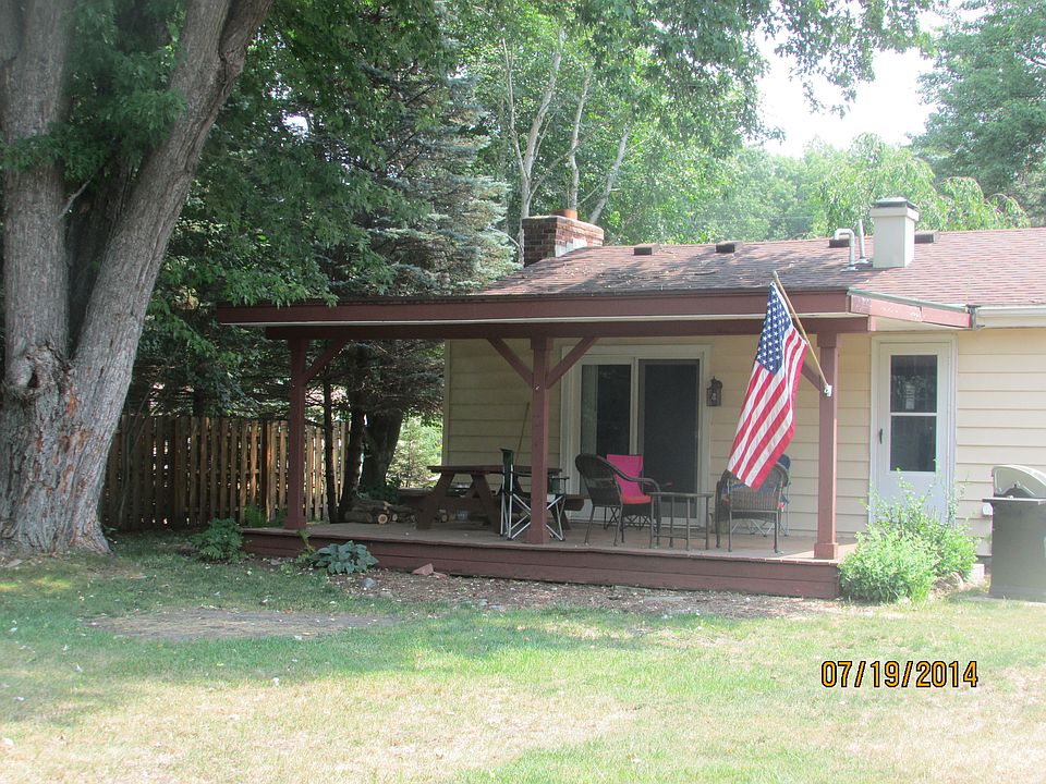 2nd image of 10051 Stevenson Dr