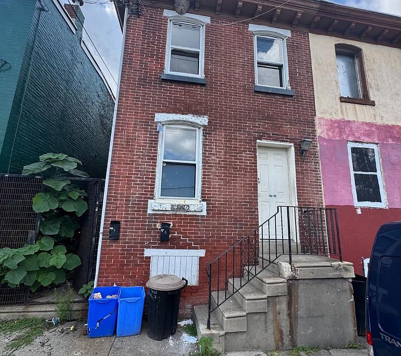 1st image of 4656 Lesher St