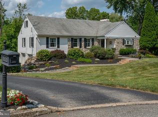 876 Jennifer Ln, Berwyn, PA 19312