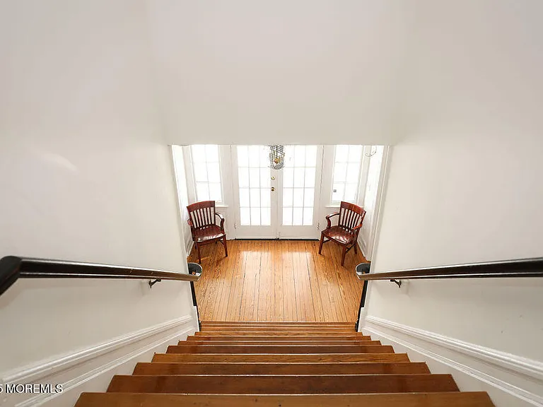 17 Beach Rd — Photo 28