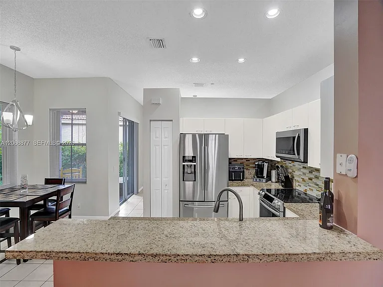 938 Bluewood Ter — Photo 22