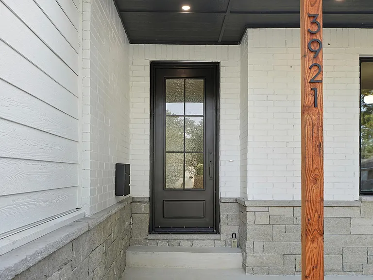 3921 S Madison Ave — Photo 61