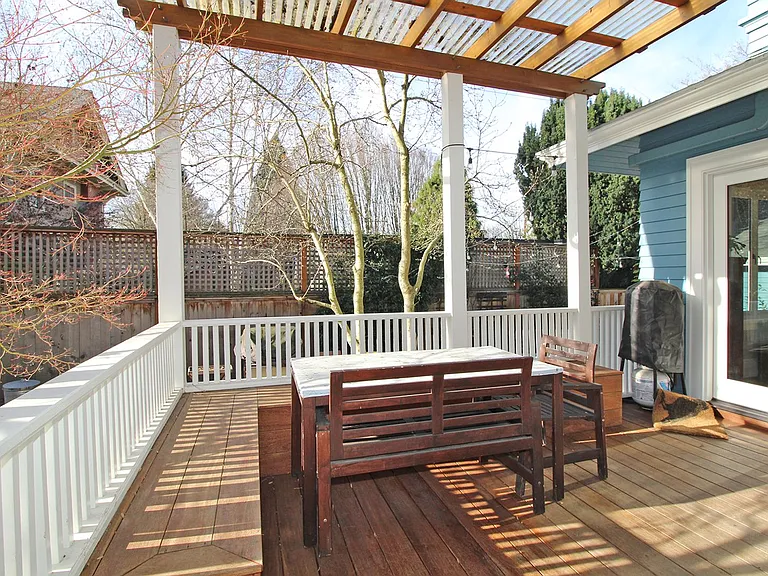 2343 NE 21st Ave — Photo 34