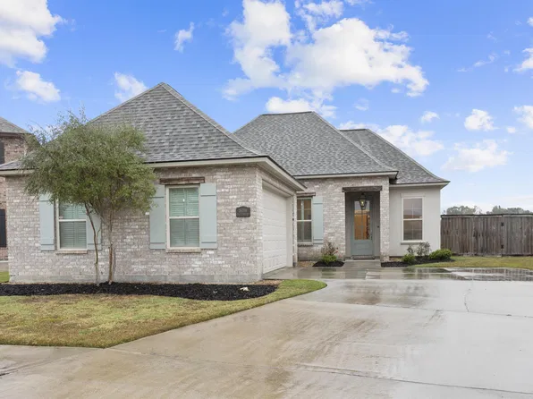 36358 Belle Journee Ave, Geismar, LA 70734