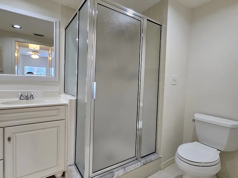 6025 Chardonnay Ln #1-102 — Photo 25
