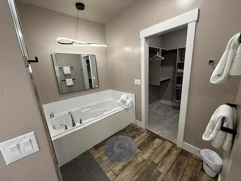 1113 W Blaine Ave #2 — Photo 17