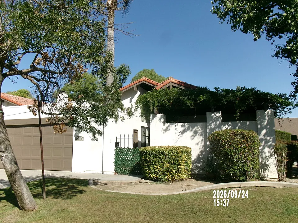 6901 Courtside Cir #31