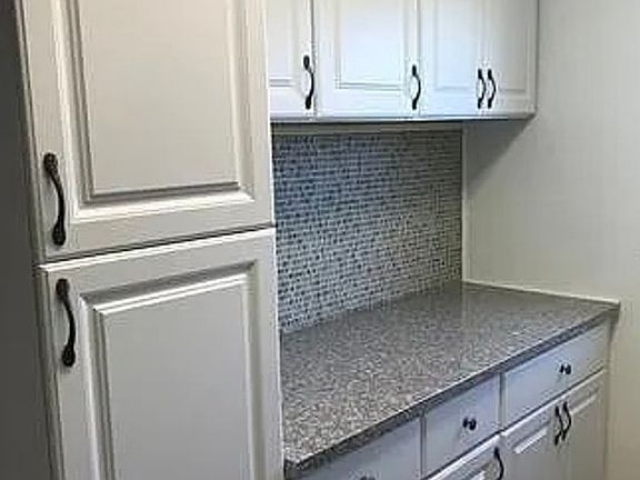 2nd image of 2091 15th Ave