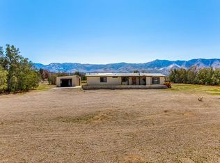 9992 Baker Rd, Lucerne Valley, CA 92356