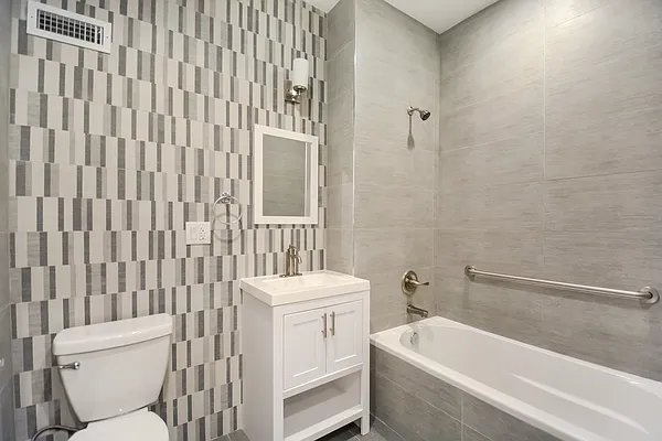 Rented by Corcoran | media 2