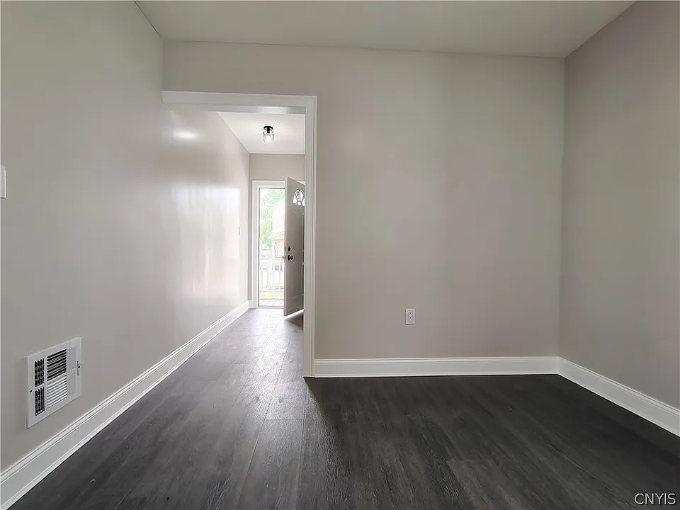 1539 Taylor Ave