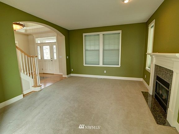 4th image of 1802 Pt Woodworth Drive NE