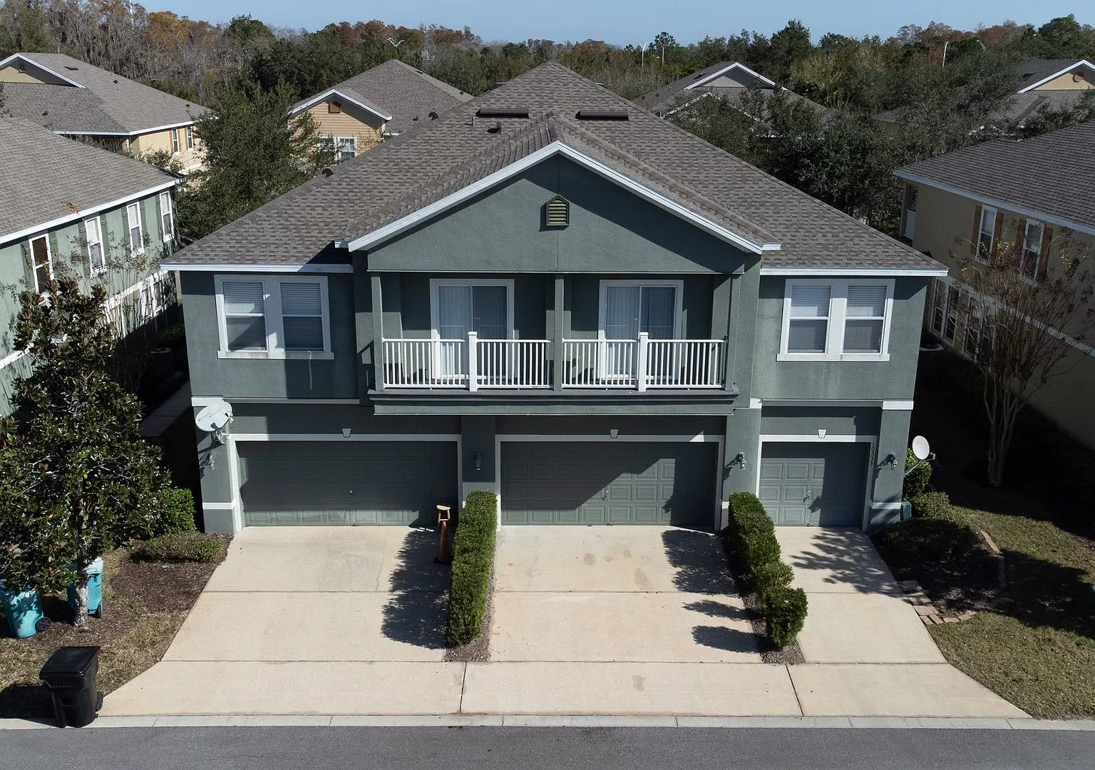 Beautiful second-floor, 2-bedroom, 2-bath condo with peaceful lake views and an attached 1-car ga... — Photo 1
