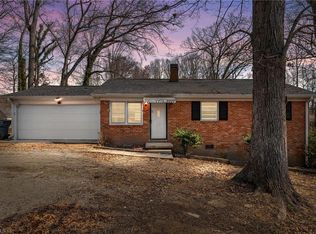 3818 Edgewood Terrace Rd, Greensboro, NC 27406