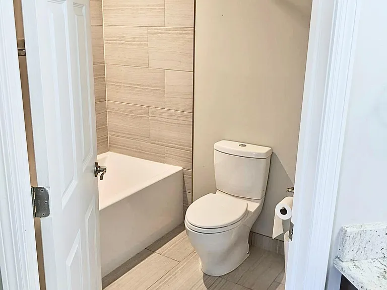 10830 Kathleen Ct #D — Photo 16