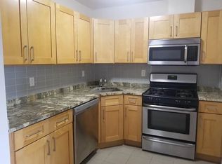 2543 Crescent St #3, Astoria, NY 11102